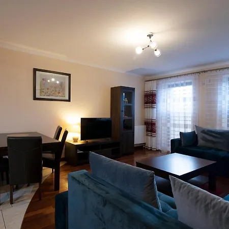 Teczowe Wzgorze Apartmán *